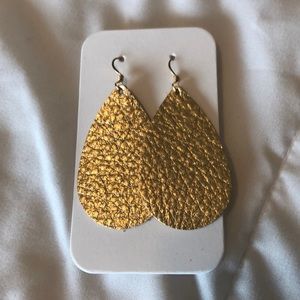 Nickel and Suede leather earrings